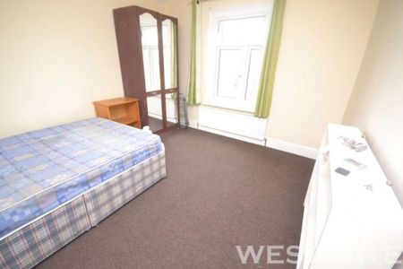 6 Bed - Talfourd Avenue, Reading - Photo 2