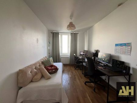 SIAM - BEAU T4 DE CARACTERE MEUBLE - BALCON - Photo 4