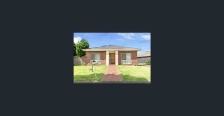 MODERN AND LOW MAINTENANCE HOME - Photo 4