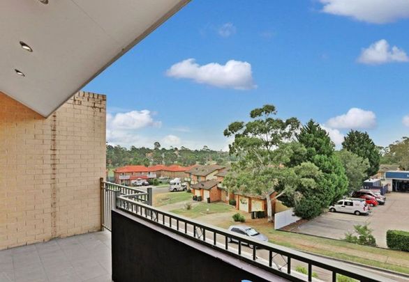 Contemporary Living - Photo 1