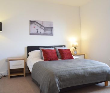 2 bedroom flat to rent - Photo 4