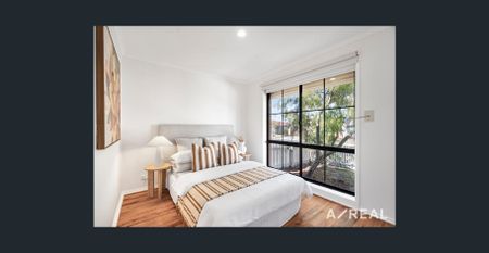 In the heart of Mill Park! - Photo 3