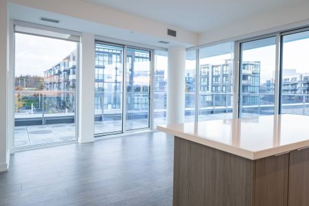 For Lease - 333 Sunseeker Avenue Unit# 317, Innisfil, Ontario - Photo 3