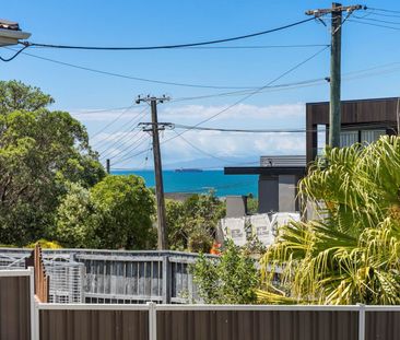 School zone at Campbells Bay - Photo 6