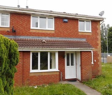 2 bedroom end of terrace house to rent - Photo 1