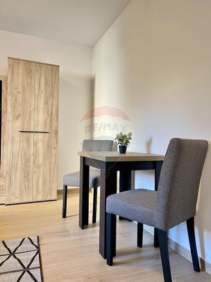 Garsoniera renovata la cheie de inchiriat zona 6 Vanatori... - Fotografie 1