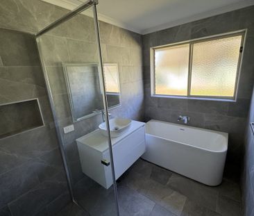 Low Maintenance 3 Bedroom Home - Photo 6