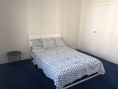 Colocation avec balcons en Hyper-Centre - Photo 5