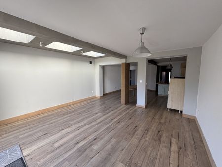 BELLE MAISON 4 CHAMBRES DE 120M² AVEC JARDIN ET TOIT TERRASSE - AMIENS SUD - Photo 5