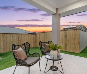 FOR LEASE –TILLERMAN ESTATE BRAND NEW CUSTOM-DESIGNED FAMILY HOME - Photo 6