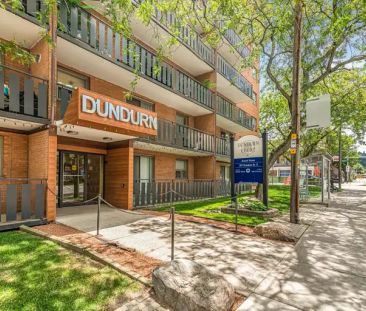 Dundurn Court Apartments | 285 Dundurn St. S., Hamilton - Photo 1