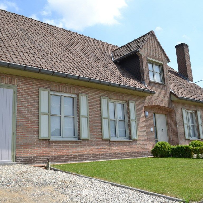 Villa nabij centrum Sint-Eloois-Winkel - Photo 1