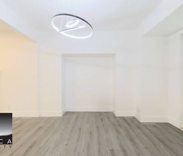 796 Blythwood Dr, North Vancouver - Photo 3