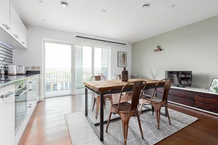 1 Bed Flat, Atkins Square, E8 - Photo 4