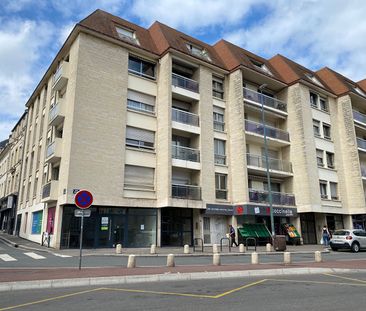 Location Appartement 1 pièce 48m² - Photo 6