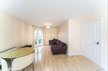 Bed Flat, Luscinia View, RG1 - Photo 2