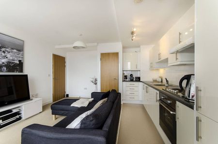 1 Bed Flat, Whitby House, E14 - Photo 2