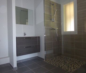 Location Appartement 3 pièces 73m² - Photo 1