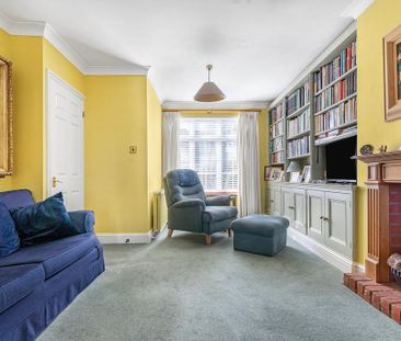 3 bedroom end of terrace house to rent - Photo 1