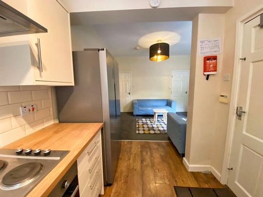 4 bedroom house share to rent - Photo 1