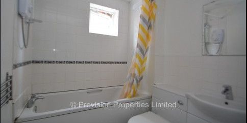 1 Bedroom Apartments in Leeds - Photo 3