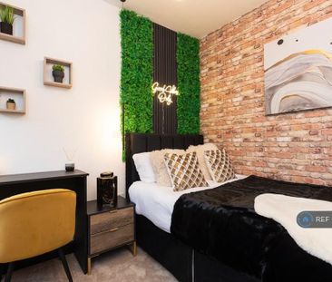 1 bedroom in a house share to rent - Photo 3