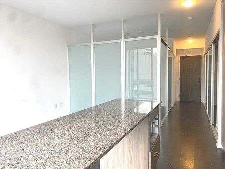 For Lease - 426 University Avenue Unit# 1007, Toronto, Ontario - Photo 4