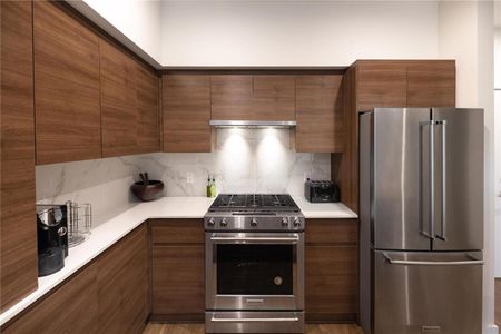 1bed, 1bath condo close to everything - Photo 5