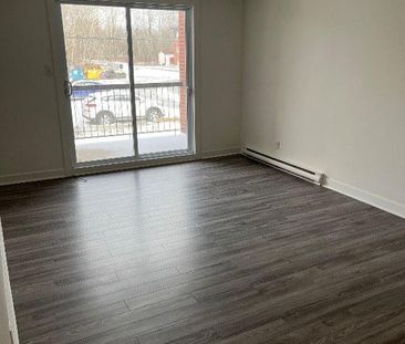 Appartement 5 1/2 à louer Cowansville - Photo 2