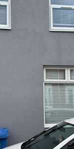 🏡 Stylish En Suite Rooms with Kitchenettes Room 2 - Photo 4