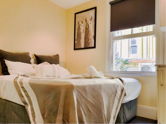 ume 142 Darlinghurst Village, Sydney - Photo 1