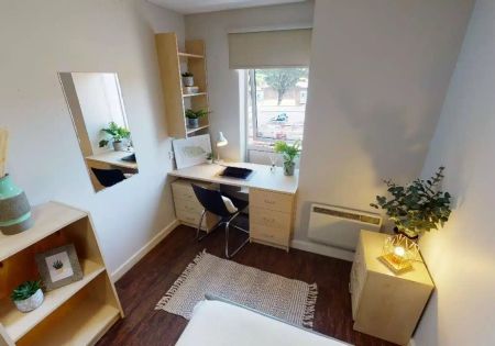 Silver En Suite - Photo 4