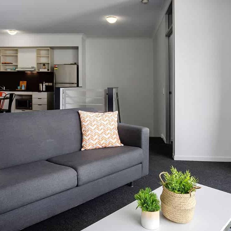 Single Bedroom – 3 Share Apartment - Photo 1