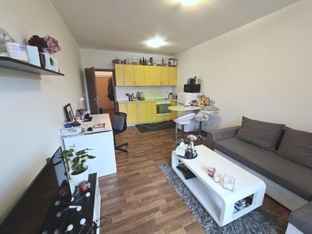 Pronájem bytu 1+kk 32 m2 - Fotografie 5