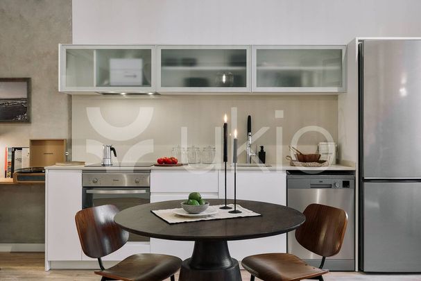 1 room luxury Apartment for rent in Barcelona, Spain - Photo 1