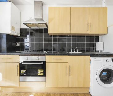 1 Bedroom Flat To Let - Photo 3