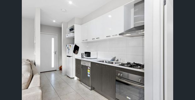 19 Balanada Close, Alfredton, Vic 3350 - Photo 1