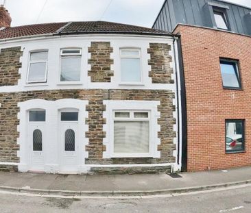 4 bedroom terraced house to rent - Photo 3