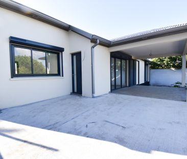 Location Maison 4 pièces 104m² ST DENIS 97490 - Photo 6