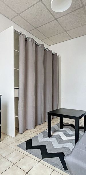 Appartement à louer - REIMS -RUE DE NICE - Photo 1