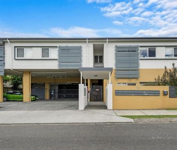 IN THE HEART OF STAFFORD ! - Photo 5