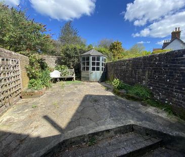 3 bedroom terraced house to rent - Photo 3