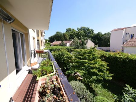 Appartement - 4 pièces - 86,85 m² - Suresnes - Photo 2