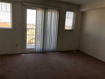 For Lease - 5605 Oscar Peterson Boulevard Unit# 6, Mississauga, Ontario - Photo 3