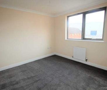 2 bedroom property to rent in Plymouth - Photo 3