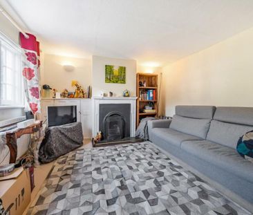 Blackheath Lane, Blackheath, Guildford, Surrey, GU4 - Photo 2