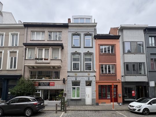 Te huur: gerenoveerd 1-slaapkamerappartement in hartje Gent - Photo 1