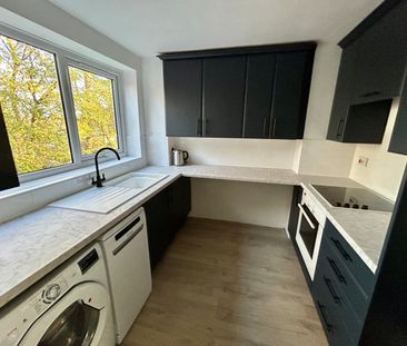 2 Bed Flat, Moorfield Court, B73 - Photo 4