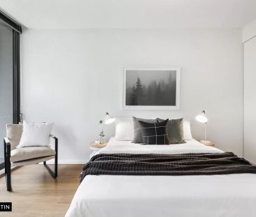 MGM MARTIN - ONE BEDROOM APARTMENT - Photo 3