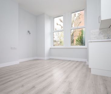 Studio Flat, St. Julians Farm Road, SE27 - Photo 1